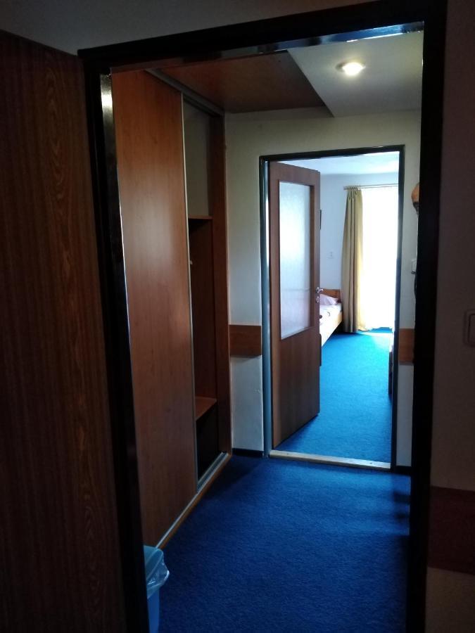 Penzion Iris Krkonose Horní Maršov Exteriör bild