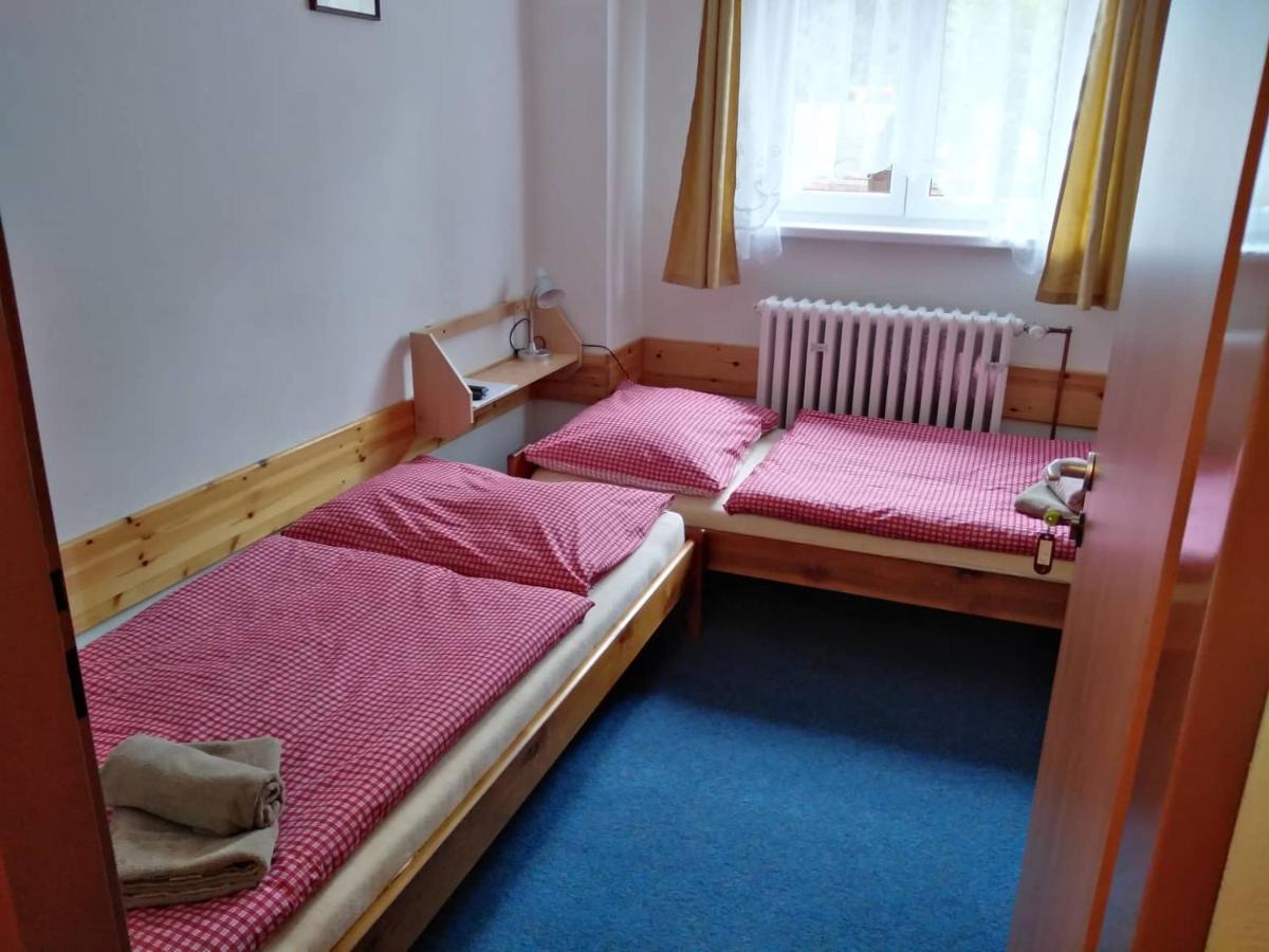 Penzion Iris Krkonose Horní Maršov Exteriör bild